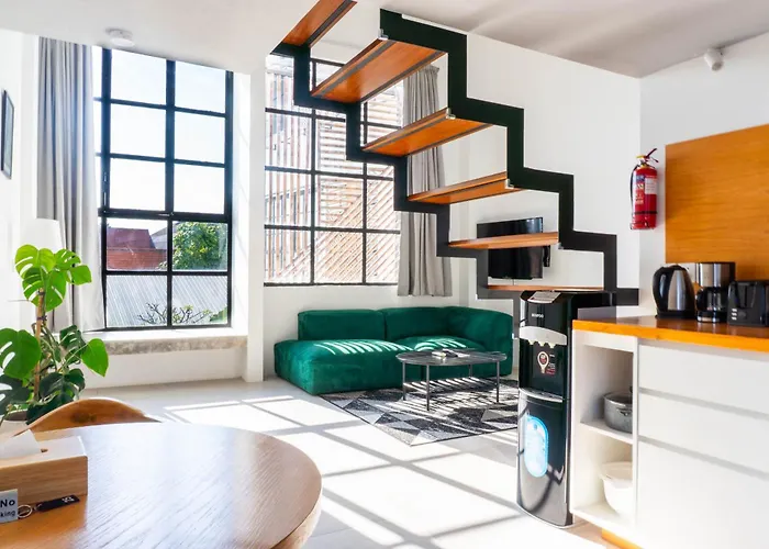 Modern 1br Tropical Loft With Shared Pool *