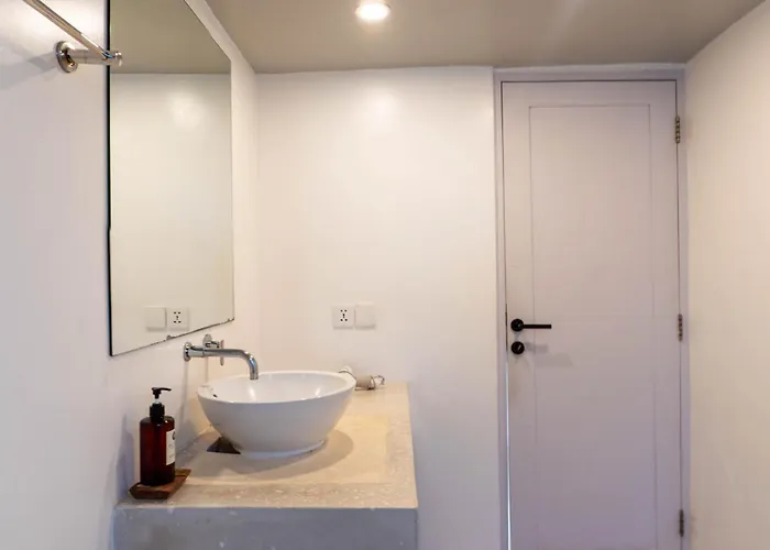 Modern 1br Tropical Loft With Shared Pool アパート *